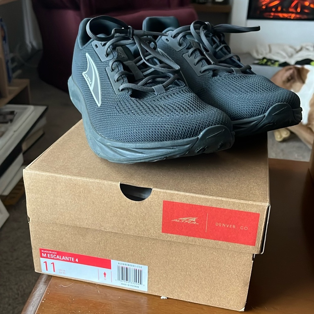 Altra Escalante 4 Men’s 11 EUC